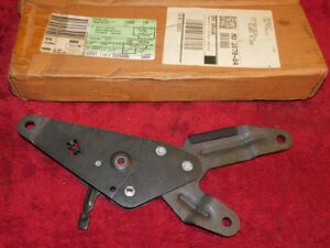 1999-2004 Ford F150 99-01 F250 SD F350 F450 NOS LH SEAT RECLINER ADJUSTER LATCH