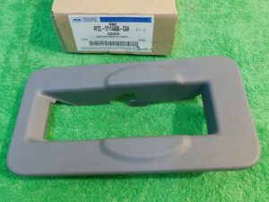2004-2007 Ford Freestar 2004 Mercury Monterey NOS SEAT TRACK COVER Graphite