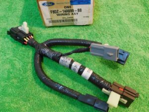 1998 1999 Ford Taurus SHO NOS POWER SPORT SEAT - LUMBAR CONTROL FEED JUMPER WIRE