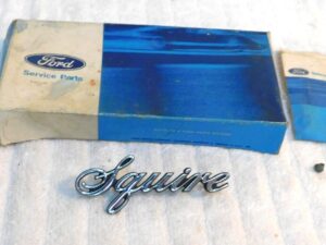 1972-1976 Ford Gran Torino Squire Station Wagon NOS 'SQUIRE' EMBLEM NAME PLATE