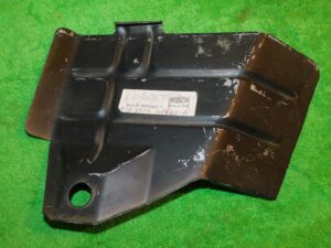 1971 1972 1973 Ford Pinto Hatchback Station Wagon NOS 2.0L BATTERY HEAT SHIELD