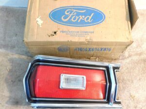 1974 1975 1976 Gran Torino Sport Brougham NOS LH REAR TAIL LIGHT LAMP ASSEMBLY
