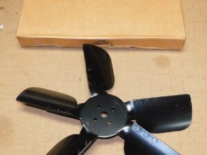 1979 1980 1981 Ford Mustang Mercury Capri NOS 5.0L 302 V8 5-BLADE ENGINE FAN 18"