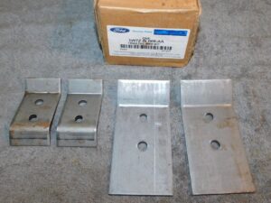 Crown Victoria Grand Marquis NOS TRAILING ARM REINFORCEMENT KIT 1W7Z-5L005-A