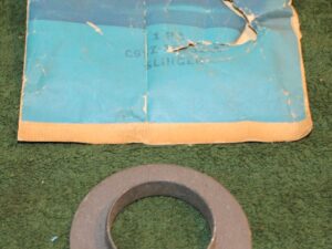 1967-1977 Ford Bronco NOS FRONT AXLE SHAFT SPINDLE YOKE SLINGER