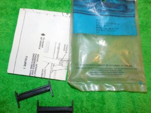 1984 1985 Mustang GT Capri Rs NOS SEAT BELT TONGUE LOCKING BAR SLEEVE RECALL KIT