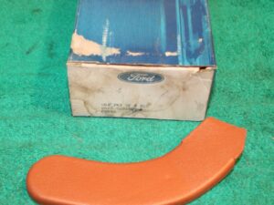 1974 1975 1976 Ford Pinto Bobcat NOS LH ORANGE FRONT SEAT HINGE PIVOT SIDE COVER