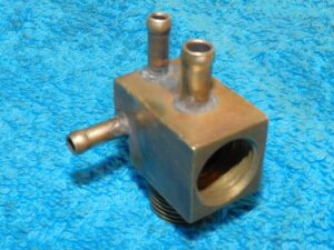 1967 1968 1969 1970 Ford Mercury Lincoln ORIG V8 INTAKE MANIFOLD VACUUM FITTING