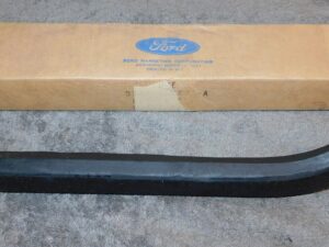1973 Ford Maverick Grabber Comet Gt NOS REAR BUMPER LH HORIZONTAL MOULDING PAD