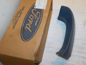 1974 1975 1976 1977 Maverick Comet 2-Door NOS RH REAR QUARTER PANEL EXTENSION