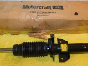 F4DZ-18124-C Ford Taurus NOS FRONT SHOCK ABSORBER / STRUT ASSEMBLY