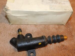1972-1982 Ford Courier Mazda B1800 B2000 Pickup NOS CLUTCH SLAVE CYLINDER