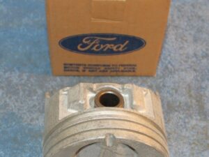 1969 Ford Mustang GT Shelby Torino Mercury Cougar NOS 351W 4V .020 PISTON & PIN