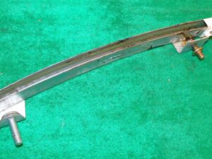 1999-2004 Mustang GT Cobra Saleen NOS LH LEFT DOOR WINDOW FRONT CHANNEL RETAINER