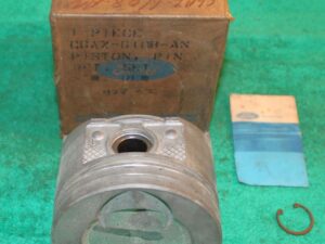 1966-70 Ford Galaxie 7-Litre Thunderbird Shelby Mercury NOS 428 Std PISTON & PIN