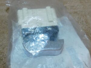 1998 1999 2000 2001 2002 Lincoln Town Car NOS FRONT DOOR POWER LOCK SWITCH LH RH