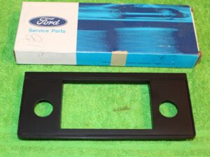 1983 1984 1985 Ford Escort EXP Lynx LN7 NOS DASH RADIO CONTROL BEZEL INSERT