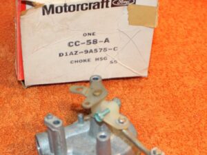1971 Ford Galaxie 500 LTD Mercury Monterey NOS 351 2V CARBURETOR CHOKE HOUSING