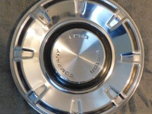 1970 1971 1972 Ford Maverick ORIGINAL 14" WHEEL COVER HUB CAP