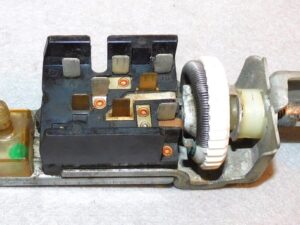 1968 Cougar XR7 GT XR7-G GT-E 6.5 Litre ORIGINAL HEAD LIGHT VACUUM SWITCH