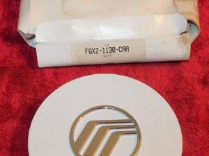 1996 1997 1998 1999 Mercury Villager Nautica NOS WHITE WHEEL CENTER CAP COVER