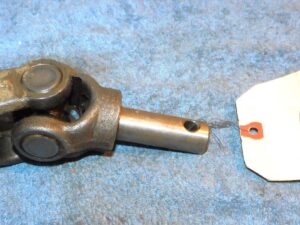 1968-1973 Ford W WT900 C600 C700 C800 NOS 5-SPEED GEAR SHIFT CONTROL ROD JOINT