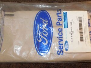 2001 2002 2003 Ford Focus NEW NOS OEM RH SUN VISOR Cloth - Tan - Med. Parchment