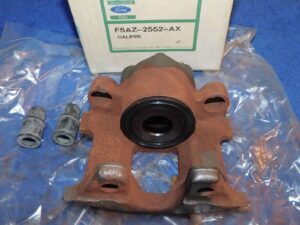 92-95 Crown Victoria Grand Marquis 91-95 Town Car NOS REMAN R REAR BRAKE CALIPER