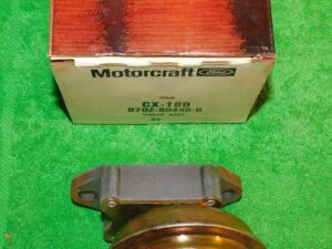 1977 Ford LTD II Ranchero Thunderbird Mercury Cougar NOS 5.8 351W EGR VALVE