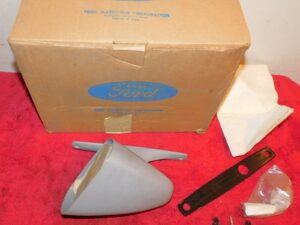 1972-1976 Montego MX Brougham GT 76-79 Granada Monarch NOS RH RACING DOOR MIRROR