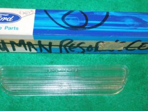 1964 1965 Ford Thunderbird 67-77 F100 F250 F350 NOS REAR BACK-UP CARGO LAMP LENS