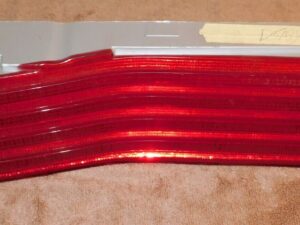 1975-1978 Mercury Grand Marquis Brougham NOS LH REAR TAIL LIGHT LAMP LENS