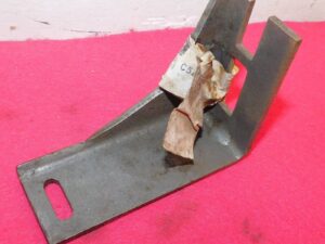 1965-1970 Mustang GT CS GTA Mach 1 Boss Shelby NOS LH DUAL EXHAUST PIPE HANGER
