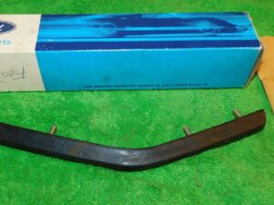 1971-72 Monterey Marquis Continental 1972 LTD Galaxie NOS FRONT BUMPER GUARD PAD