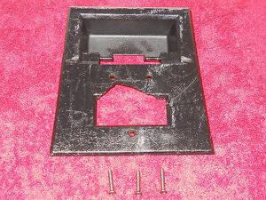 85 86 1987 1988 1989 1990 1991 1992 1993 Mustang Hatch FOLD DOWN SEAT LATCH TRIM