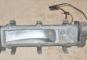 1968 1969 Thunderbird Sedan Hardtop Landau PS RH FRONT SIDE MARKER LIGHT HOUSING