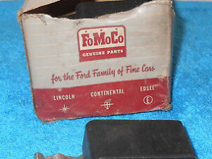 1953 54 55 1956 1957 58 59 1960 61 1962 Ford NOS HOLLEY 1904 1V CARBURETOR FLOAT