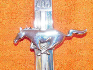 1968 Mustang Fastback Coupe Convertible ORIG '289' LH FRONT FENDER HORSE EMBLEM