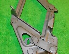 1964 1965 1966 Mustang Fastback Coupe Convertible GT Shelby ORIG RH HOOD HINGE