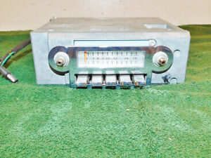 1965 1966 Ford Thunderbird Hardtop Landau Convertible NOS AM RADIO w/ FACE BEZEL
