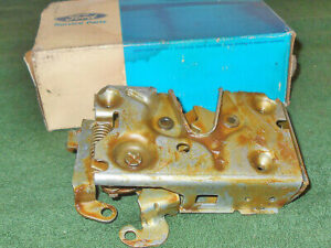 1981-1991 Mustang LX GT Cobra Saleen GT350 Capri RS McLaren NOS RH DOOR LATCH