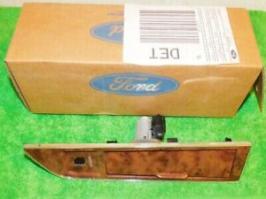 1994 Lincoln Town Car NOS DOOR WINDOW SWITCH ASH TRAY RECEPTACLE HOUSING BEZEL