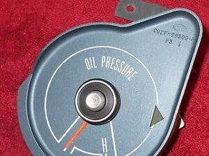 1969 1970 Mustang Boss Mach 1 Grande Coupe ORIG DELUXE DECOR OIL PRESSURE GAUGE