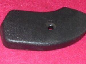 1965 1966 1967 Mustang GT GTA Shelby Cougar Xr7 ORIG RH BLACK SEAT HINGE COVER