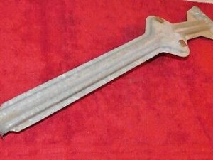 1983-1989 Ford Ranger Pickup NOS SWING LOCK R/V DOOR MIRROR INNER SUPPORT