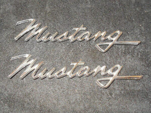 1968 MUSTANG Convertible Coupe Fastback Sprint ORIG FENDER SIDE SCRIPT EMBLEMS