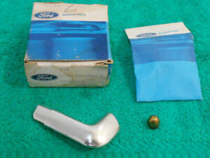 1970 1971 Montego MX Brougham Villager NOS WAGON REAR TAIL GATE WINDOW MOULDING