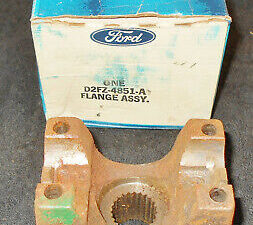 1972 73 74 75 76 77 78 79 80 Ford Pinto Mercury Bobcat NOS REAR AXLE FLANGE YOKE