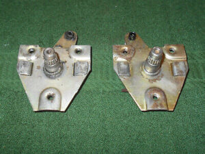 1967 1968 Mustang GT GTA Shelby Cougar Xr7 ORIG LH + RH INNER DOOR LATCH REMOTES