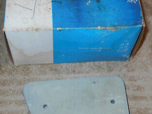 1968 1969 Ford Bronco NOS RH FRONT FENDER SIDE REFLECTOR MARKER MOUNTING PAD